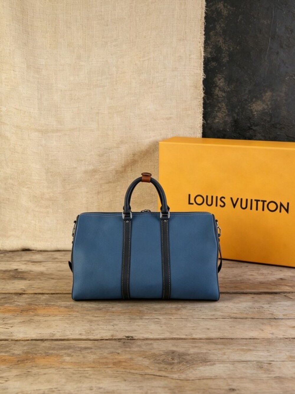 Louis Vuitton Keepall Bandoulière 50 Taurillon Blue - Picture 5 of 6